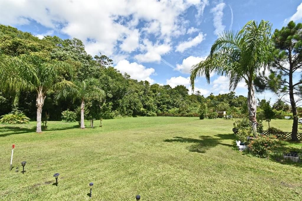 На продажу: $395,000 (3 спален, 1 ванн, 2000 Квадратных фут)