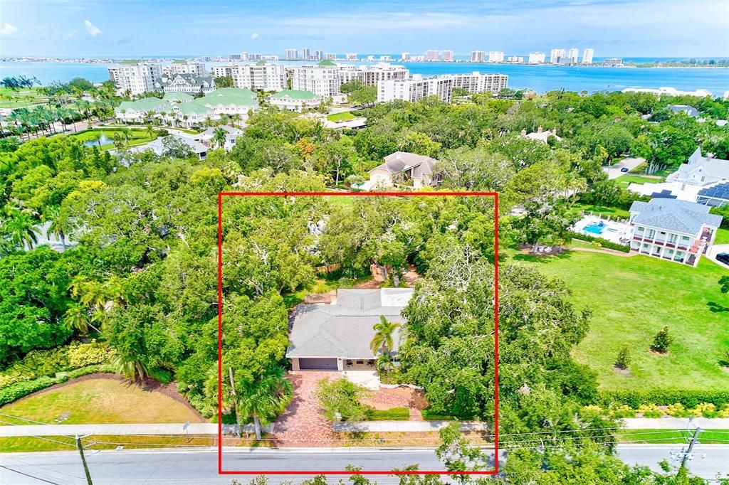 На продажу: $1,099,995 (3 спален, 2 ванн, 2282 Квадратных фут)