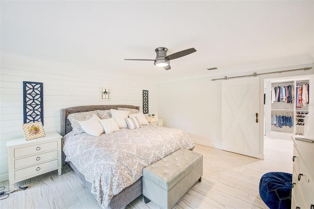 На продажу: $1,099,995 (3 спален, 2 ванн, 2282 Квадратных фут)