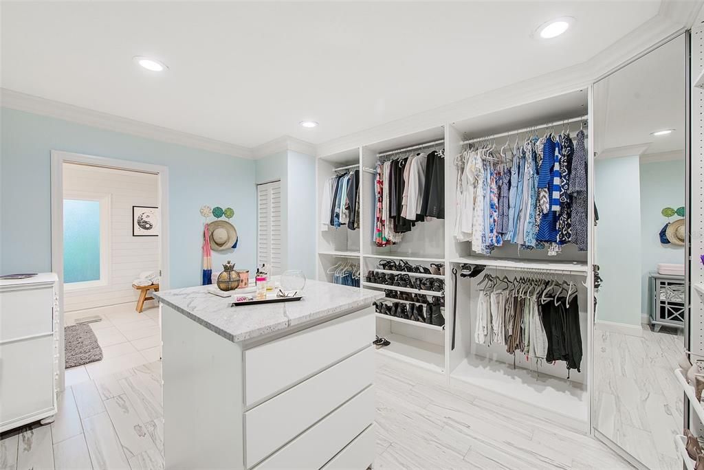 На продажу: $1,099,995 (3 спален, 2 ванн, 2282 Квадратных фут)