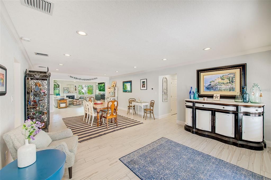 На продажу: $1,099,995 (3 спален, 2 ванн, 2282 Квадратных фут)