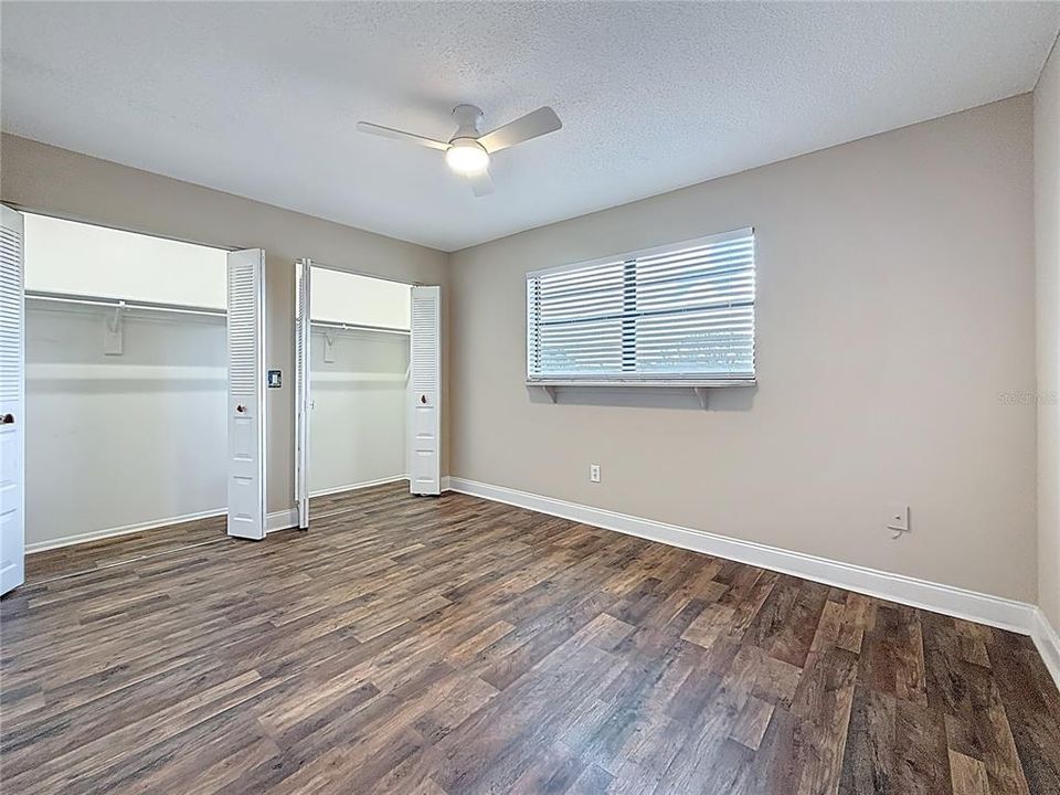Active With Contract: $114,500 (1 beds, 1 baths, 840 Square Feet)