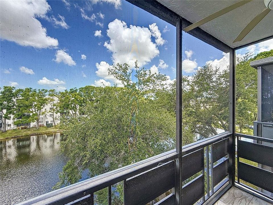 Active With Contract: $114,500 (1 beds, 1 baths, 840 Square Feet)