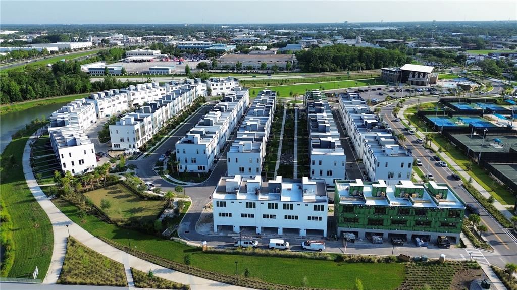 For Sale: $650,000 (2 beds, 3 baths, 2085 Square Feet)