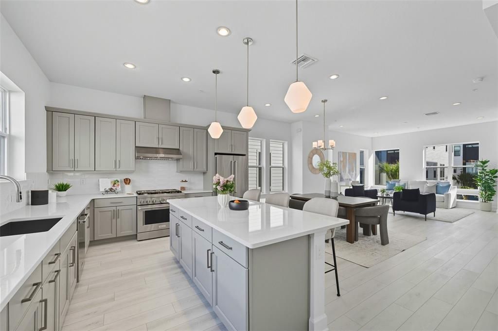 For Sale: $650,000 (2 beds, 3 baths, 2085 Square Feet)