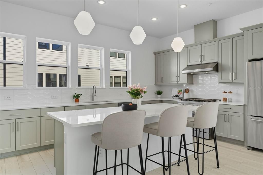 For Sale: $650,000 (2 beds, 3 baths, 2085 Square Feet)