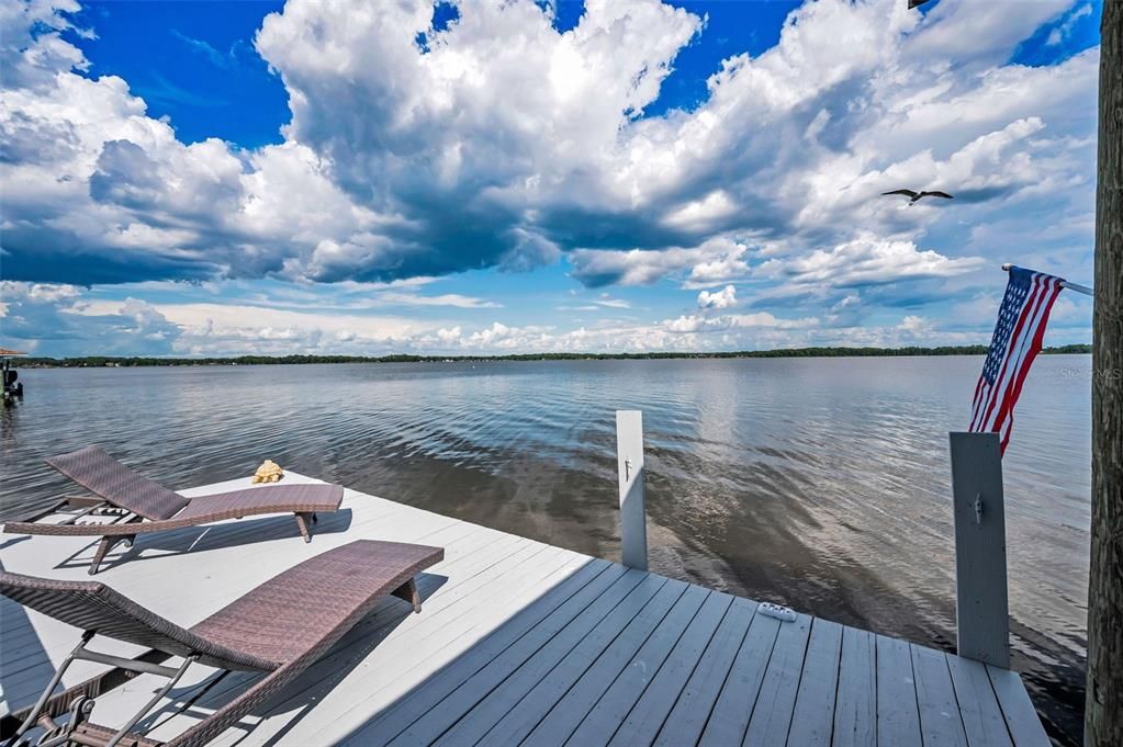 For Sale: $915,000 (3 beds, 3 baths, 2688 Square Feet)