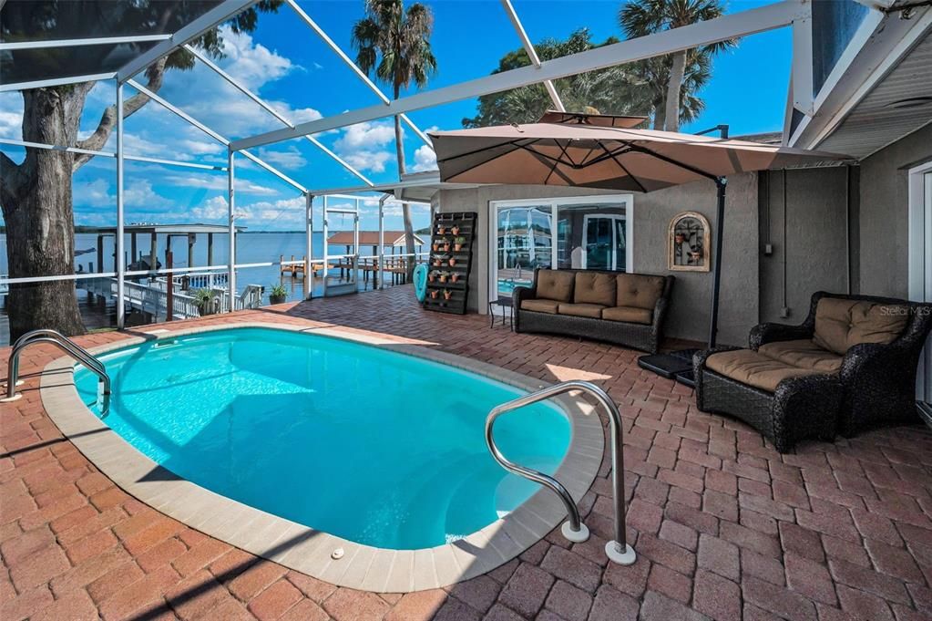 For Sale: $915,000 (3 beds, 3 baths, 2688 Square Feet)