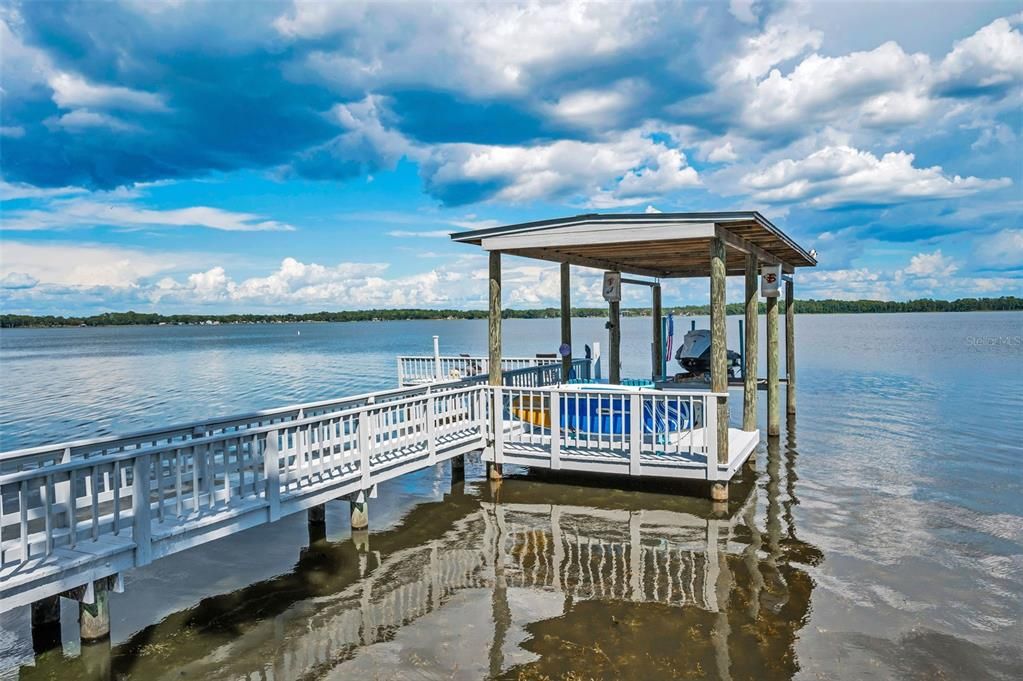 For Sale: $915,000 (3 beds, 3 baths, 2688 Square Feet)