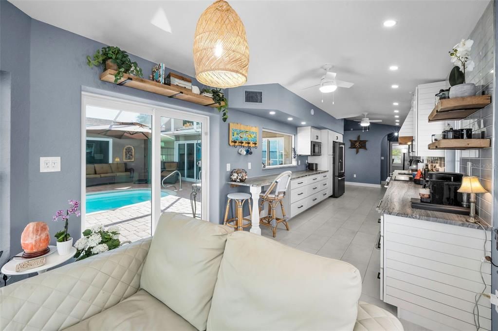 For Sale: $915,000 (3 beds, 3 baths, 2688 Square Feet)