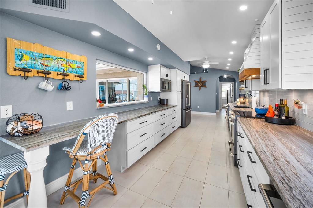 For Sale: $915,000 (3 beds, 3 baths, 2688 Square Feet)