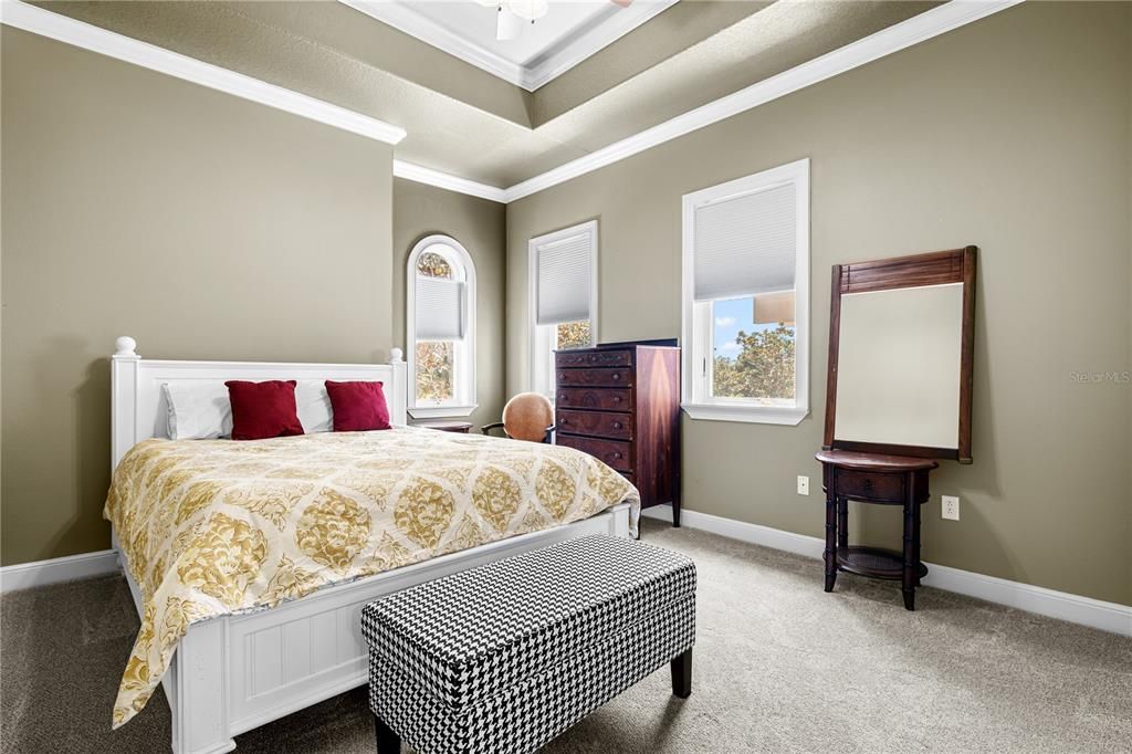 For Rent: $4,500 (3 beds, 2 baths, 3170 Square Feet)