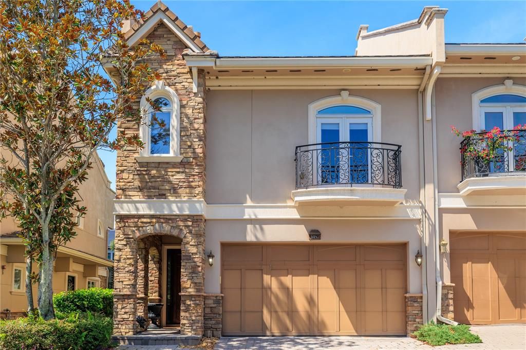 For Rent: $4,500 (3 beds, 2 baths, 3170 Square Feet)