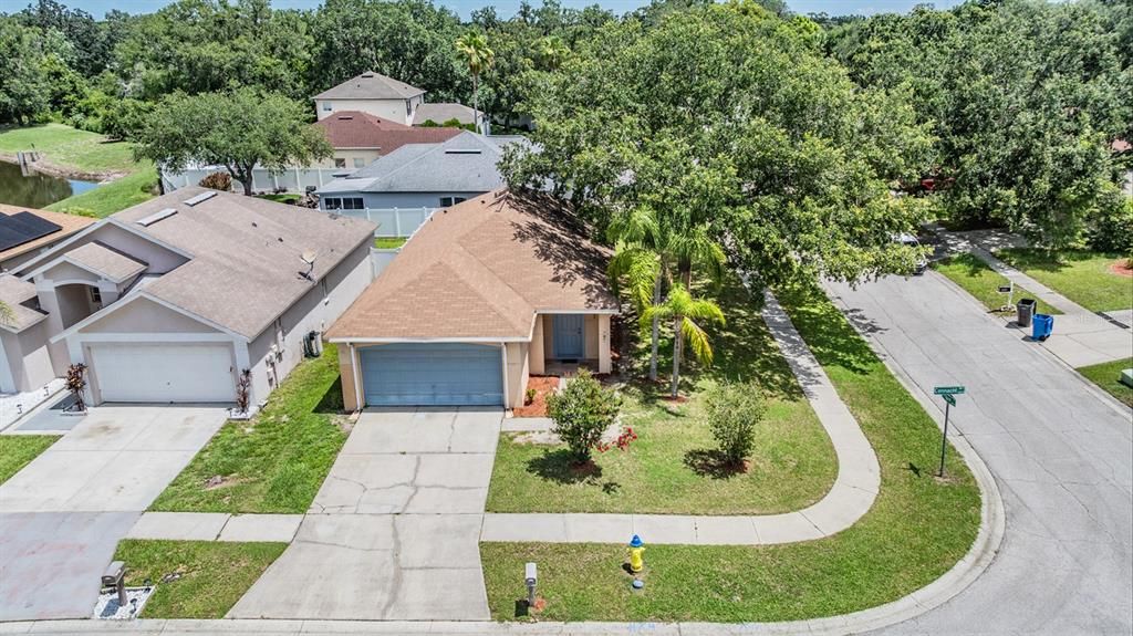 For Sale: $335,000 (3 beds, 2 baths, 1254 Square Feet)