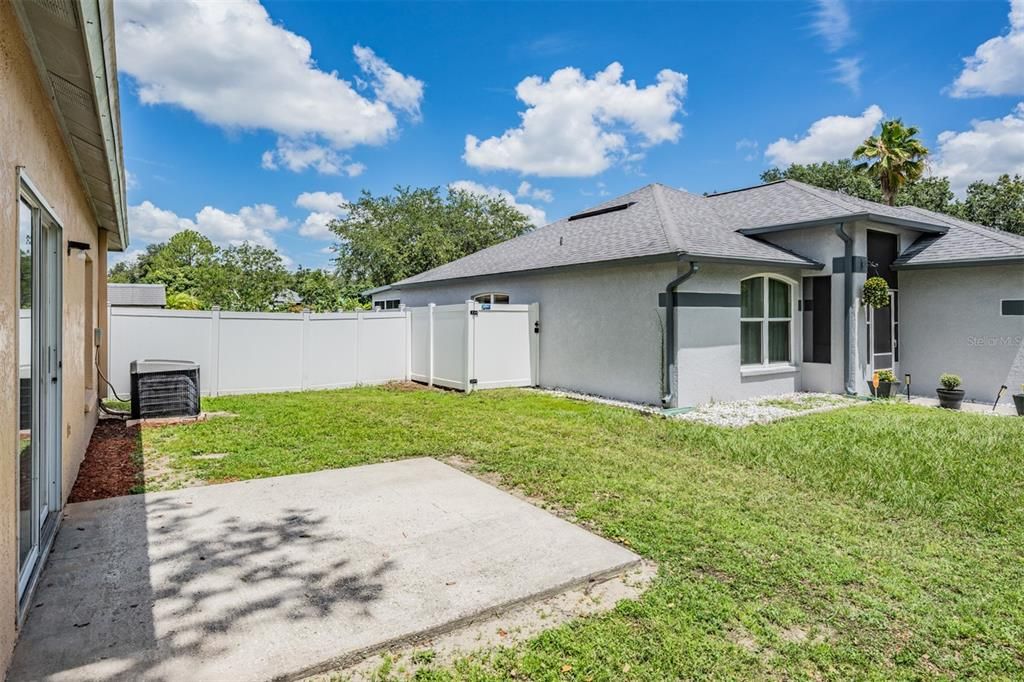 For Sale: $335,000 (3 beds, 2 baths, 1254 Square Feet)