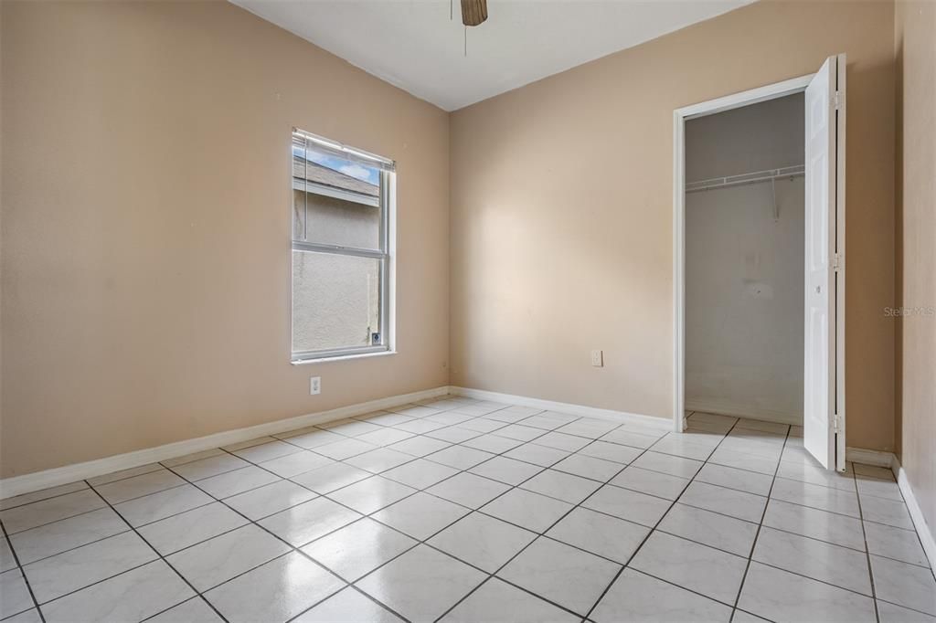 For Sale: $335,000 (3 beds, 2 baths, 1254 Square Feet)