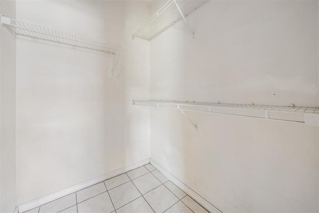 For Sale: $335,000 (3 beds, 2 baths, 1254 Square Feet)