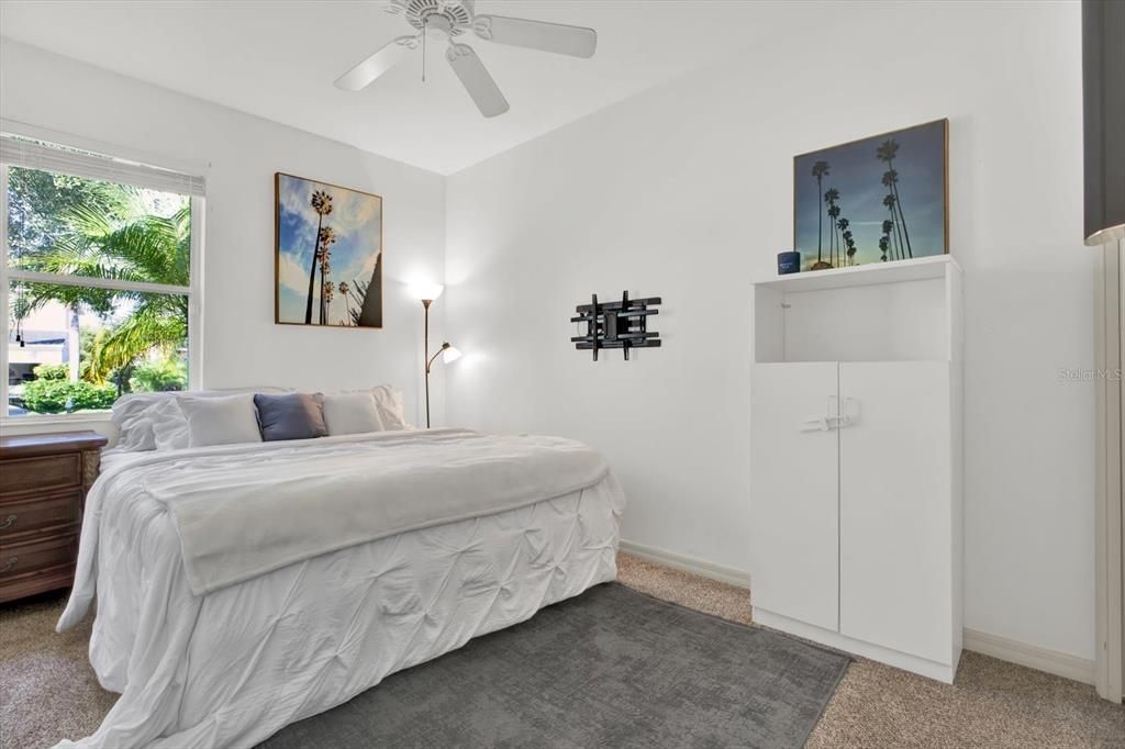 Active With Contract: $459,000 (3 beds, 2 baths, 2035 Square Feet)