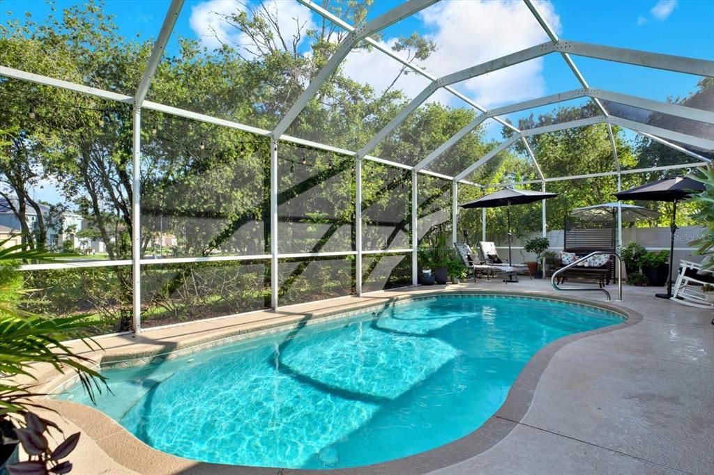 Active With Contract: $459,000 (3 beds, 2 baths, 2035 Square Feet)