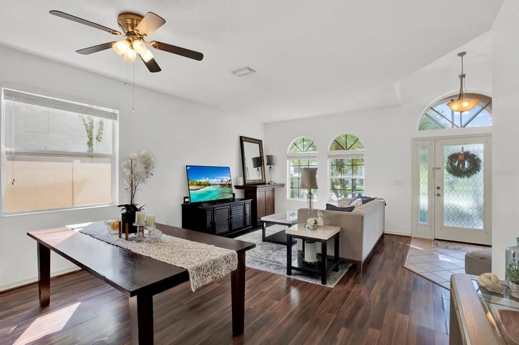 Active With Contract: $459,000 (3 beds, 2 baths, 2035 Square Feet)