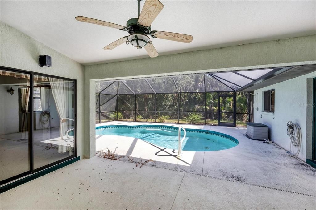 На продажу: $724,900 (3 спален, 2 ванн, 2011 Квадратных фут)