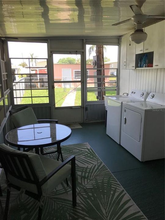 For Sale: $159,000 (2 beds, 1 baths, 1830 Square Feet)