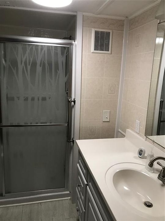 For Sale: $159,000 (2 beds, 1 baths, 1830 Square Feet)