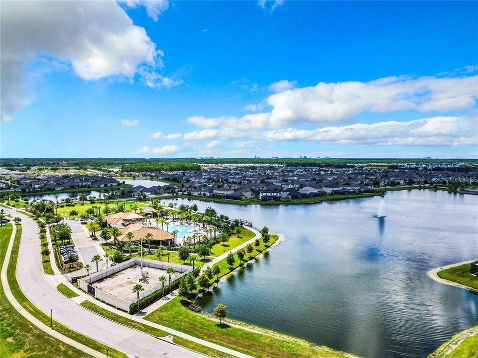 For Sale: $339,900 (3 beds, 2 baths, 1528 Square Feet)