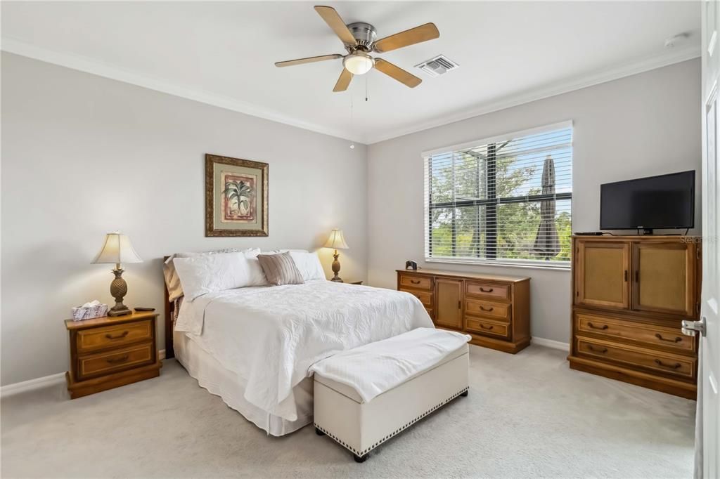 出租: $6,000 (2 贝兹, 2 浴室, 1568 平方英尺)