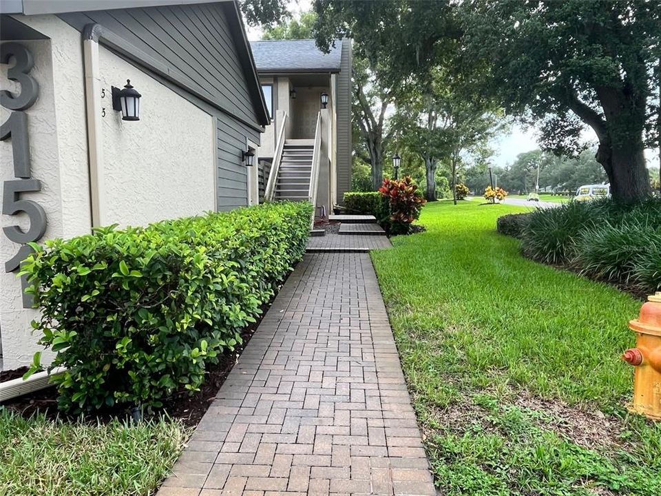 Active With Contract: $225,000 (3 beds, 2 baths, 1473 Square Feet)