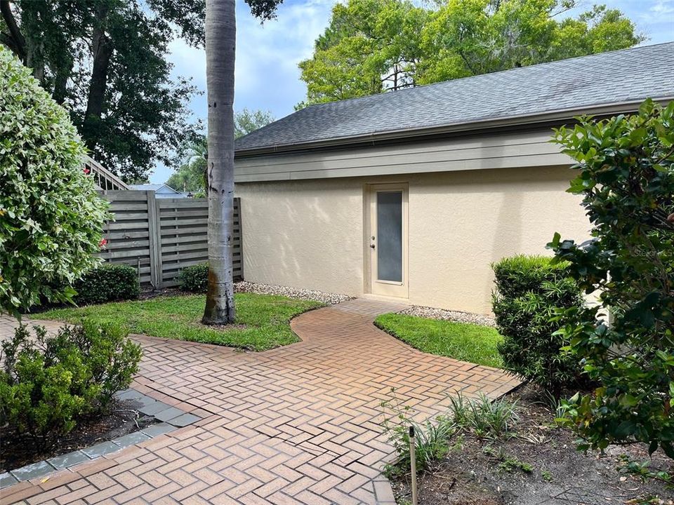 Active With Contract: $225,000 (3 beds, 2 baths, 1473 Square Feet)