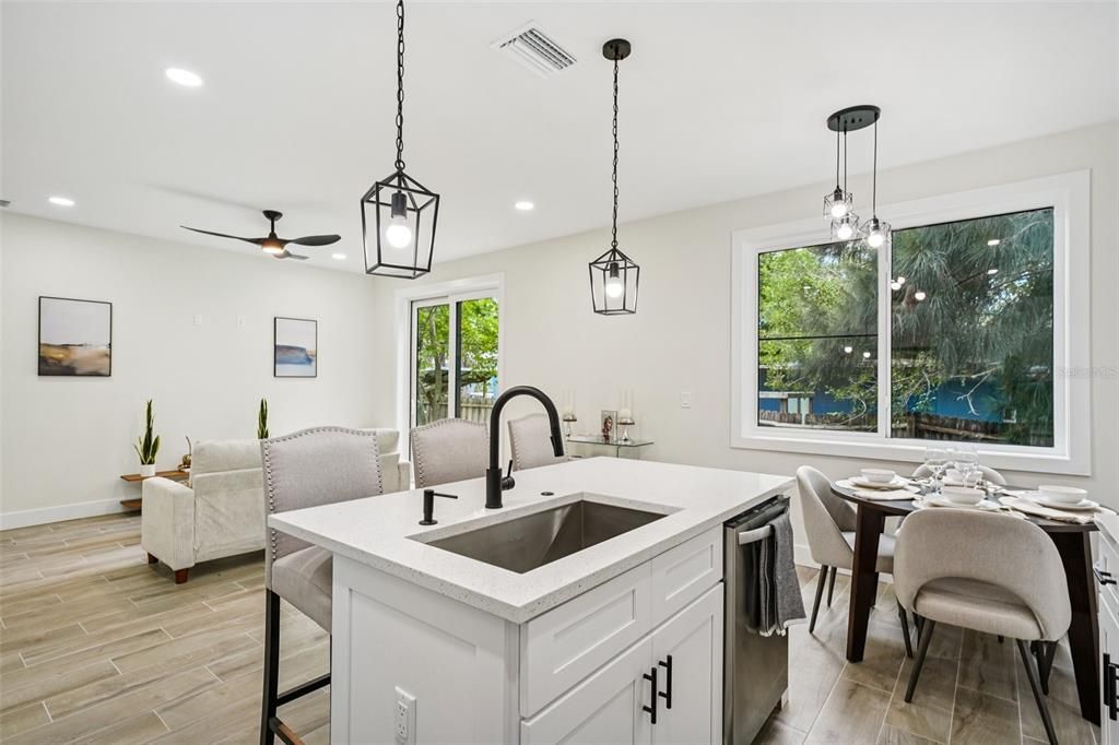 Active With Contract: $430,000 (3 beds, 2 baths, 1556 Square Feet)