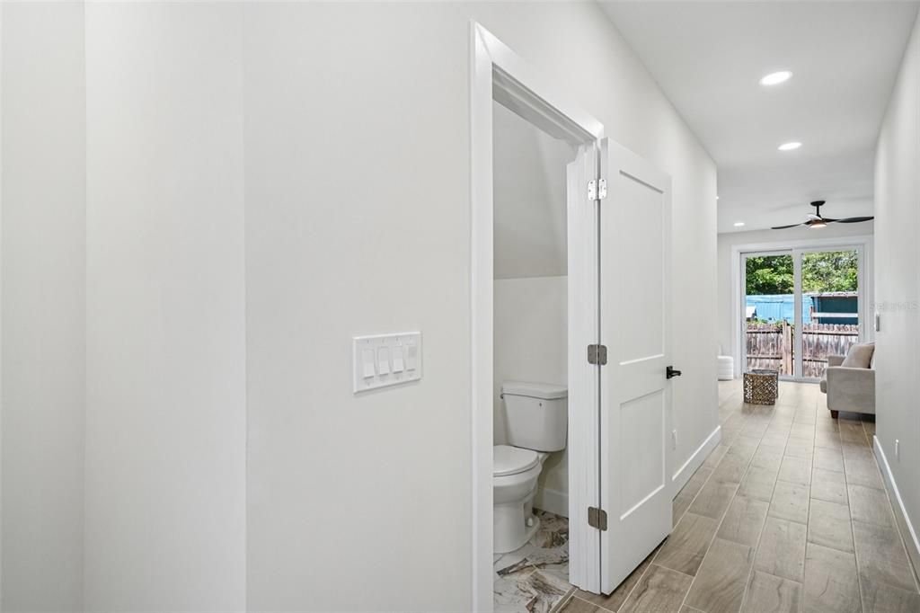 Active With Contract: $430,000 (3 beds, 2 baths, 1556 Square Feet)