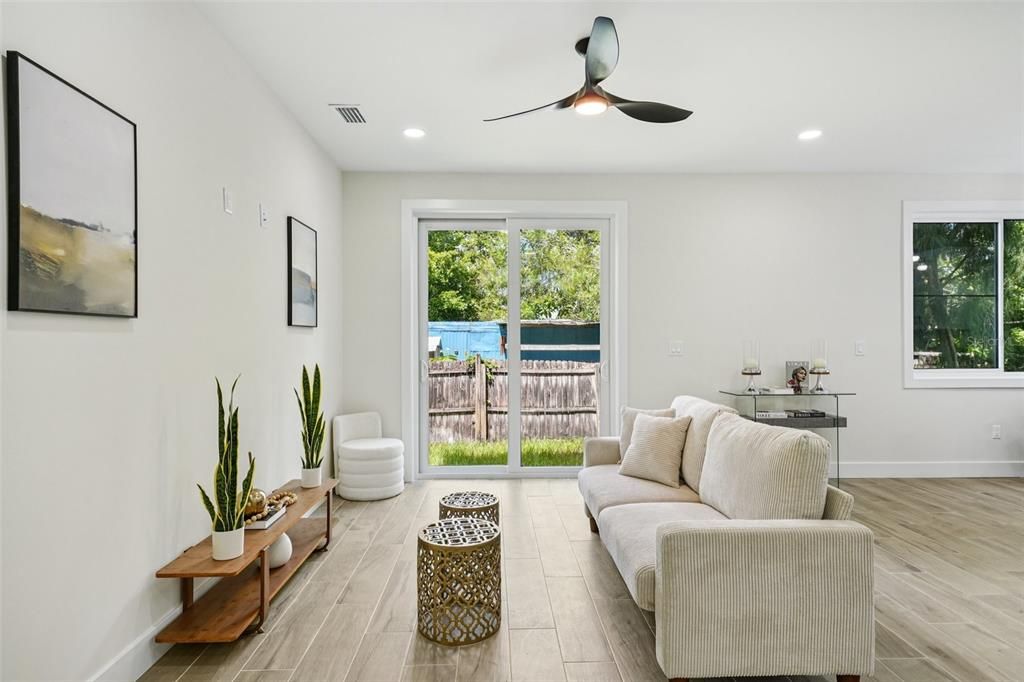 Active With Contract: $430,000 (3 beds, 2 baths, 1556 Square Feet)