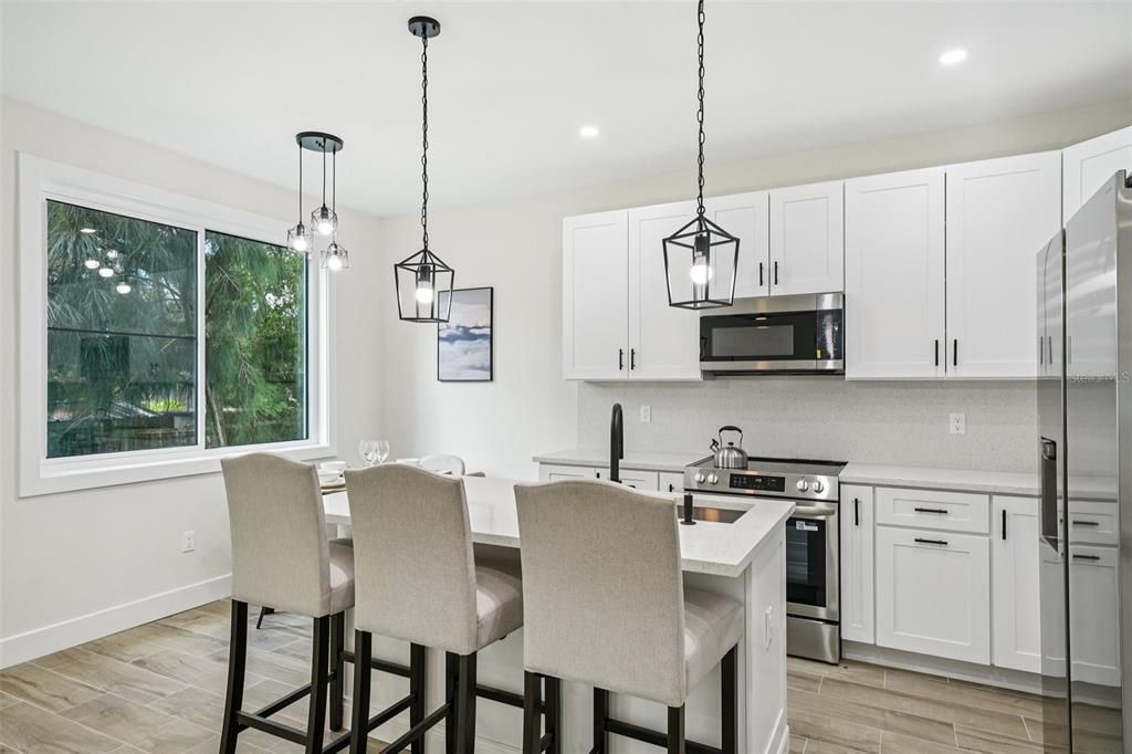 Active With Contract: $430,000 (3 beds, 2 baths, 1556 Square Feet)