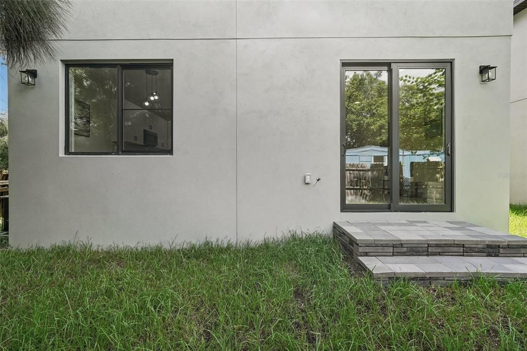 Active With Contract: $430,000 (3 beds, 2 baths, 1556 Square Feet)