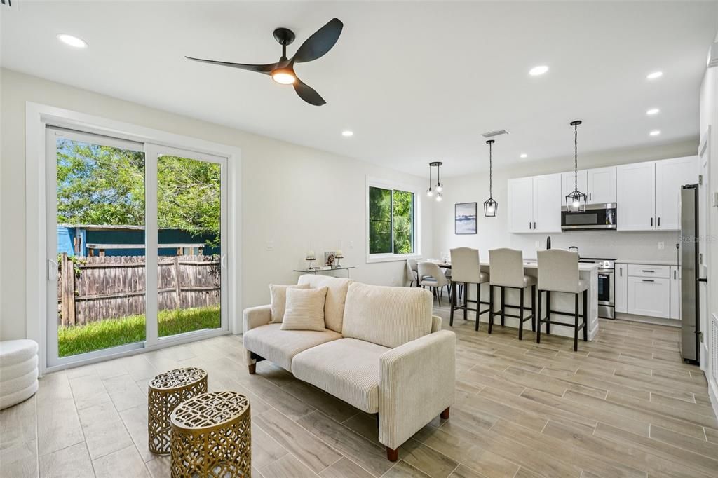 Active With Contract: $430,000 (3 beds, 2 baths, 1556 Square Feet)