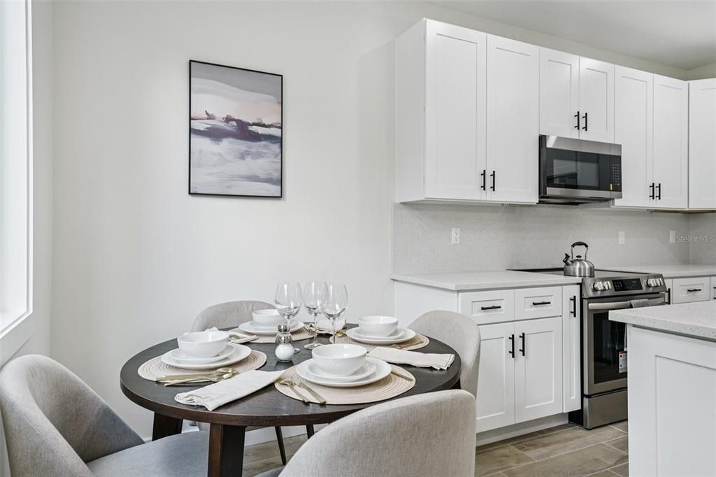 Active With Contract: $430,000 (3 beds, 2 baths, 1556 Square Feet)