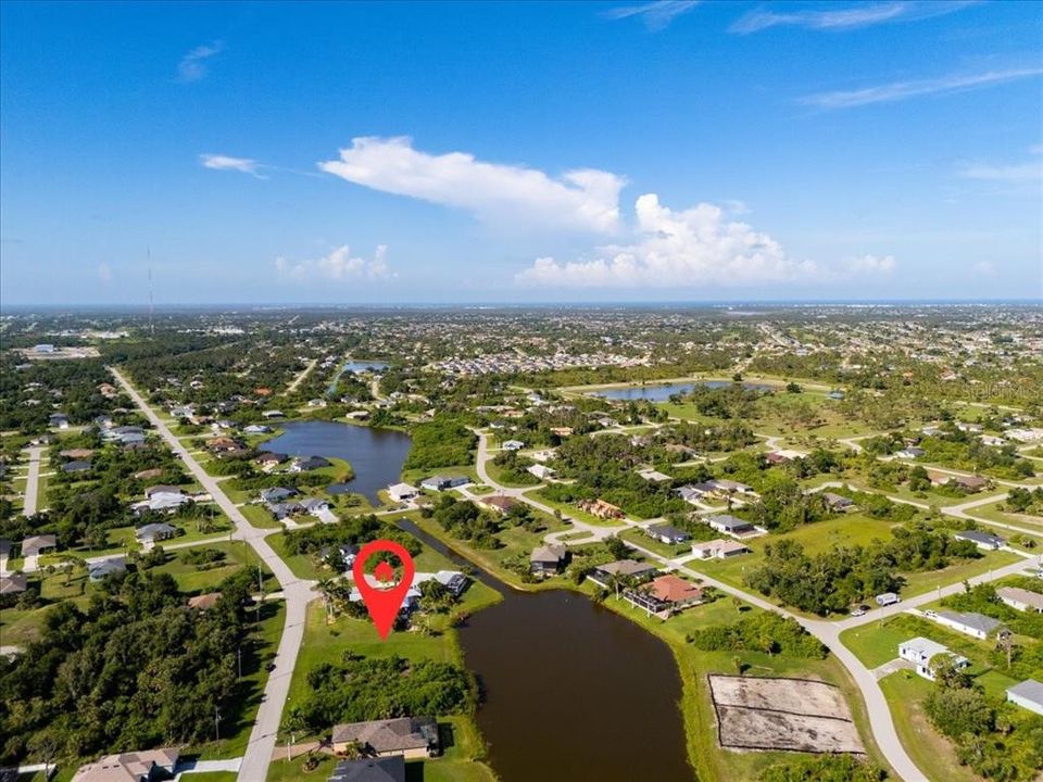 На продажу: $39,900 (0.17 acres)