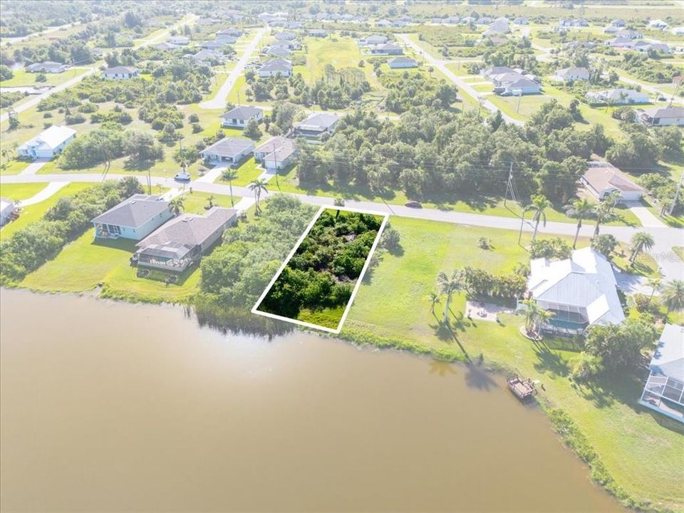 For Sale: $39,900 (0.17 acres)