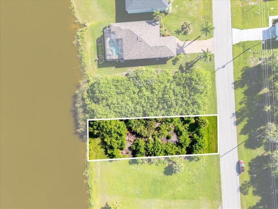 For Sale: $39,900 (0.17 acres)