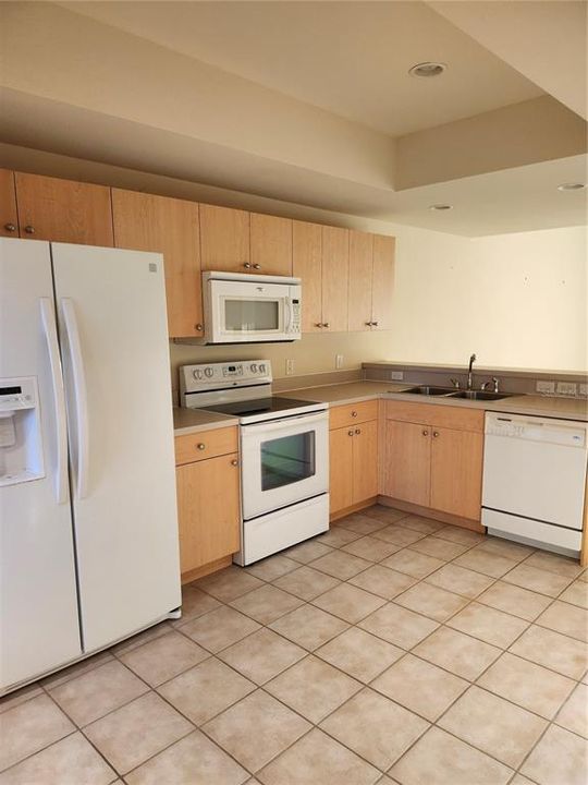 For Rent: $1,400 (2 beds, 2 baths, 1179 Square Feet)