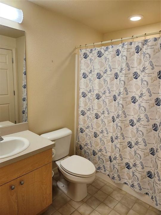 For Rent: $1,400 (2 beds, 2 baths, 1179 Square Feet)