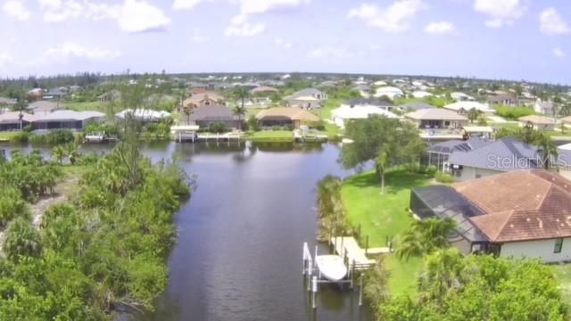 合同活跃: $135,000 (0.26 acres)