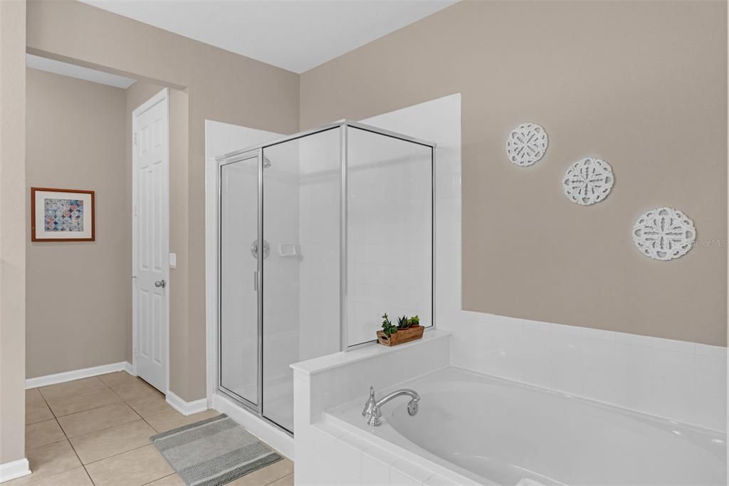 En Venta: $630,000 (2 camas, 2 baños, 1823 Pies cuadrados)