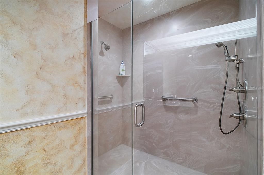 На продажу: $1,950,000 (4 спален, 4 ванн, 3661 Квадратных фут)