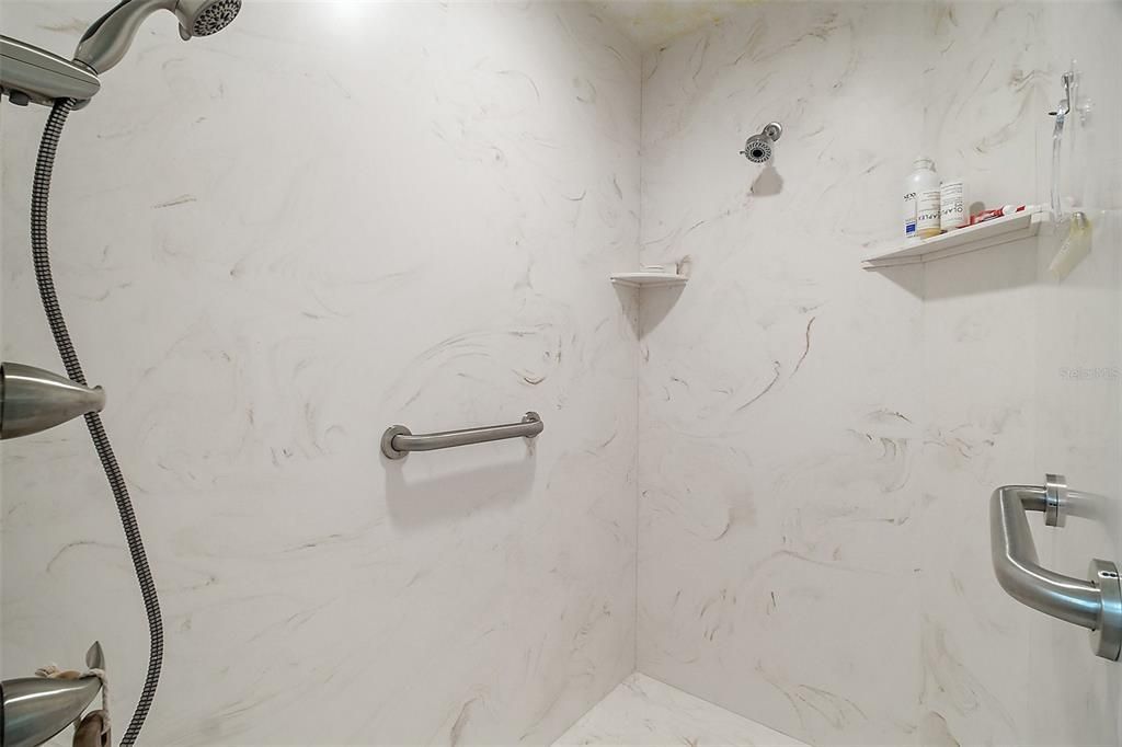 На продажу: $1,950,000 (4 спален, 4 ванн, 3661 Квадратных фут)