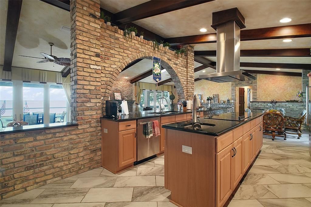 На продажу: $1,950,000 (4 спален, 4 ванн, 3661 Квадратных фут)