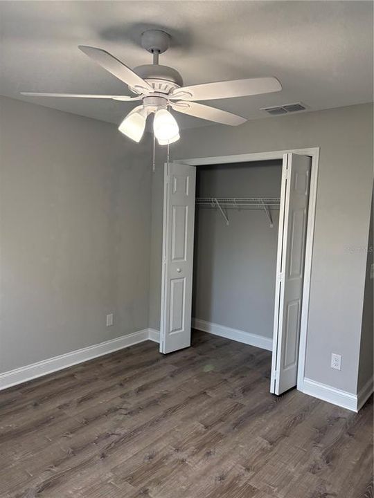 待售: $375,000 (4 贝兹, 4 浴室, 1790 平方英尺)