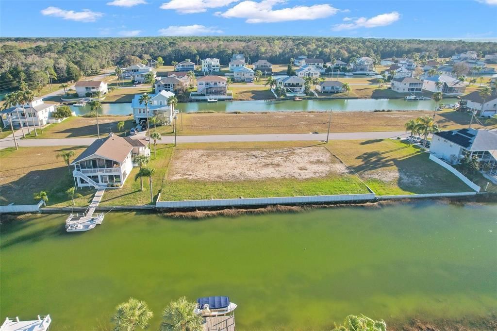 En Venta: $80,000 (0.17 acres)